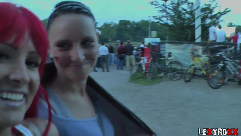 LexyRoxx - Arsch verwettet beim Deutschland Spiel